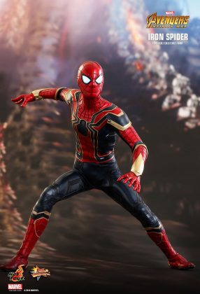 Hot Toys Iron Spider Avengers Infinity War