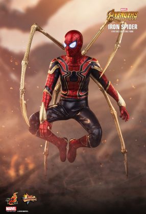 Hot Toys Iron Spider Avengers Infinity War