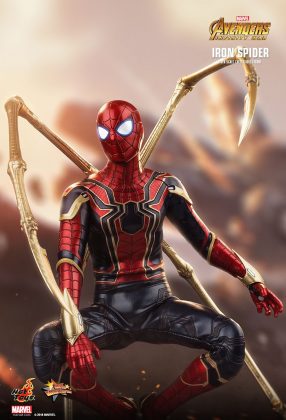 Hot Toys Iron Spider Avengers Infinity War