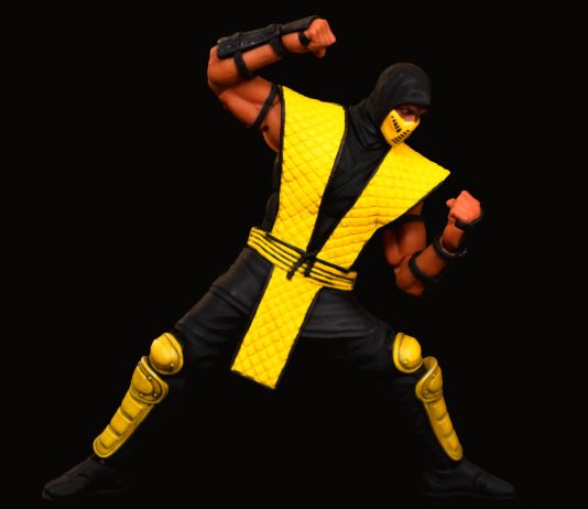 Storm Collectibles Mortal Kombat Series Scorpion fighting pose