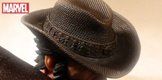 Mezco Toyz One12 Collective Series Logan