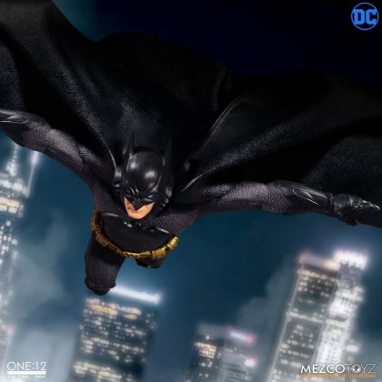 Mezco Toyz One:12 Collective Batman Sovereign Knight