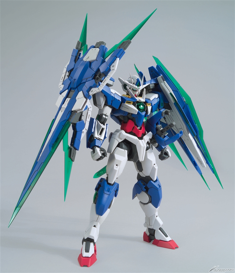 Bandai Master Grade 00 Quan T Full Saber