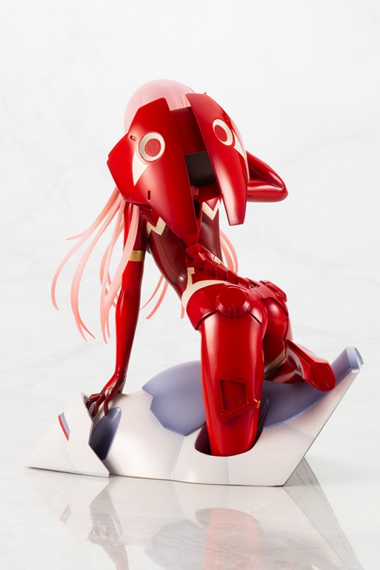 PVC Figure Zero Two anime DARLING in the FRANKXX