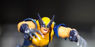 Revoltech Wolverine Weapon X