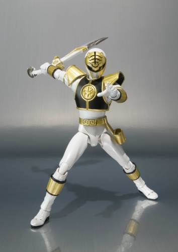 Bandai SHFiguarts White Ranger Mighty Morphin Power Rangers