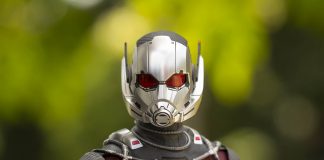 Hot Toys Ant-Man Civil War Going Outdoor