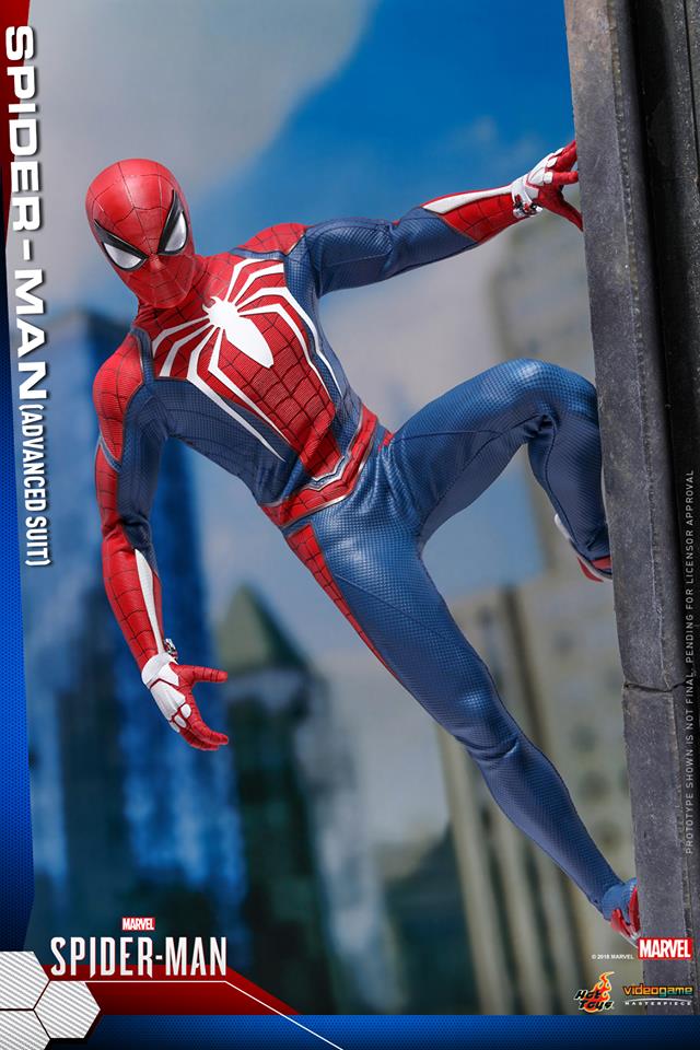 Hot Toys Marvel Spider-Man Advanced Suit Collectible Figure