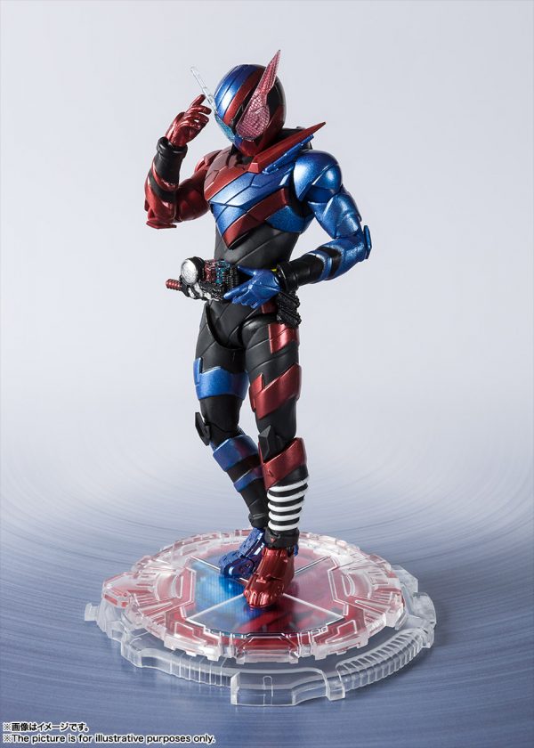 S.H.Figuarts Kamen Rider Build Rabbit Tank Form -20 Kamen Rider Kicks ...