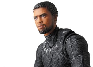 Medicom MAFEX Black Panther Marvel Action Figure