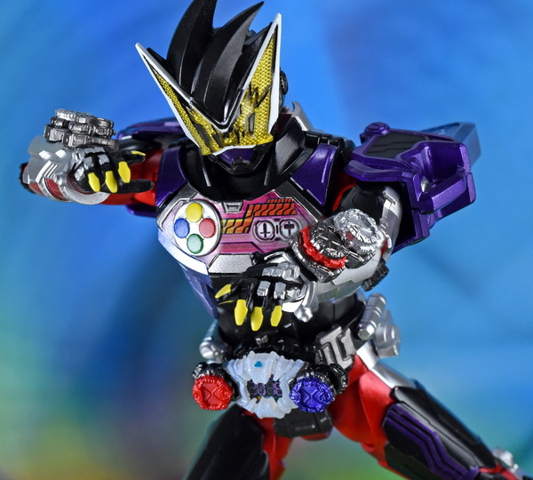 Bandai SHFiguarts Kamen Rider Geiz Genm Armor