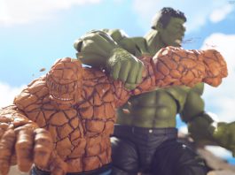 The Thing Versus Hulk Brawling The-Thing-versus-Hulk-brawling-each-other