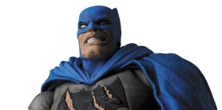 Mafex Series No.119 Batman (TDKR: The Dark Knight Triumphant)