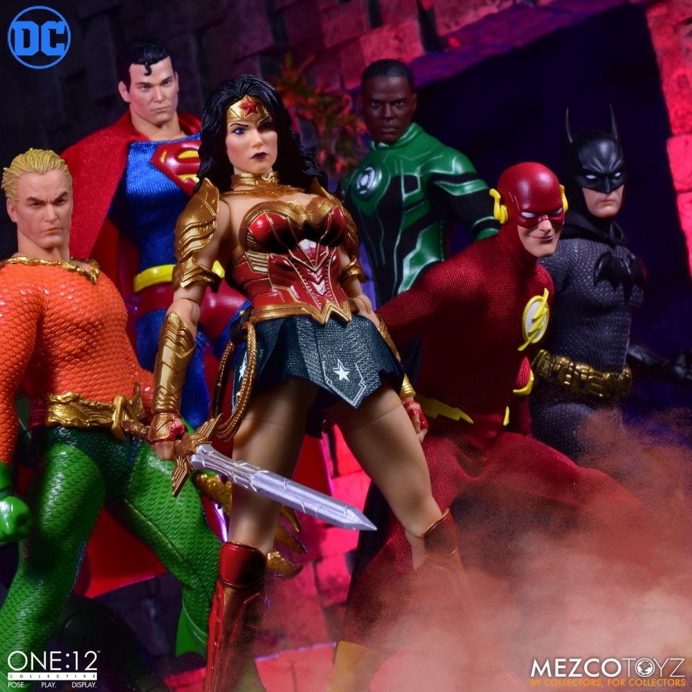 Mezco Toyz One:12 Collective Series Wonder Woman